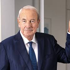 Testament: Heinz Hermann Thiele vererbt an eine Familienstiftung