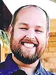 Robert Gremillion's Instagram, Twitter & Facebook