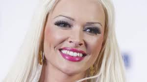 Das bekommt auch daniela katzenberger (24) immer wieder zu spüren und wird regelmäßig auf ihre künstlichen augenbrauen angesprochen. Neue Reality Show Katzenbergers Kind Kommt Im Tv Auf Die Welt Welt