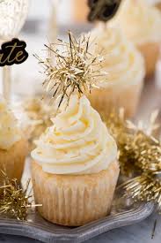 It's a great potluck dish and perfect for a neighborhood bbq. Champagne Cupcakes New Year S Eve Dessert 7 Ingredients