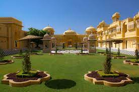 The Oberoi Udaivilas Is Unique Amongst Luxury Hotels In Udaipur Hotel Offers The Oberoi Luxury Hospitality Combined With Unmi Hotel The Oberoi Best Hotels