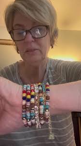 Let’s see those arm parties 🎉