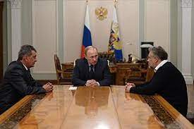 С июля 2016 года занимал должность полпреда президента в сибирском фо. Menyajlo Sergej Ivanovich Vikipediya