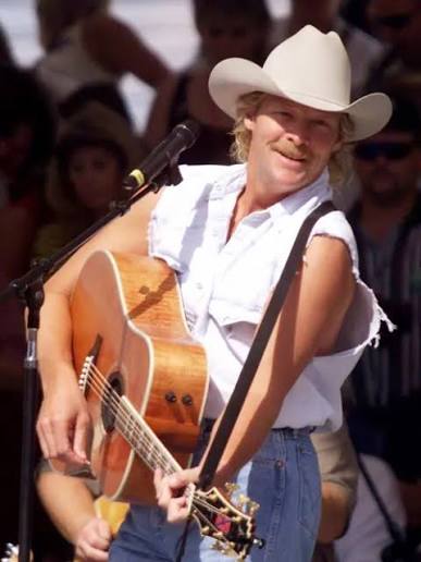 We'll be singing along to this throwback today if “That'd Be Alright” with  you? #AlanJackson #CountryMusic #TBT