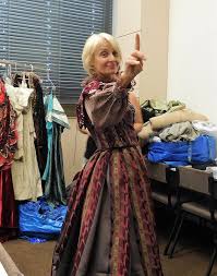 Лучшие детские песни — tri orisky pro popelku (три орешка для золушки, 1973 г.) 02:56. Tri Orisky Pro Popelku Jiz Maji Sve Kostymy Musical Cz