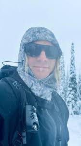 Finding my groove while filming for @blackstrap. It felt so good to settle  into all that @thecallaghan_ has to offer…stacks of pillows, heaps of snow,  great food, sauna, cold water and ultra friendly ...