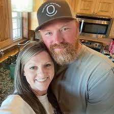 What app can be used to give a dog a Christmas background?