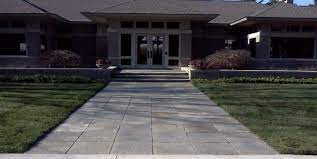 A beautiful walkway will greatly enhance your home's curb appeal and provide a way for you and guests to get to your front door. Flagstone Walkway Ideas Pictures Landscaping Network