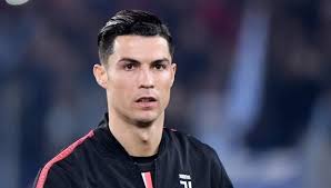 الدقيقة 15 جووول أول للمنتخب البرتغالي كريستيانو رونالدو، هجمة مرتدة سريعة للمنتخب البرتغالي بمجموعة من التمريرات المتردجة من الخلف للأمام أنهاها ديوجو جوتا بتمريرة بينية. Ø£Ø®Ø¨Ø§Ø± ÙƒØ±ÙŠØ³ØªÙŠØ§Ù†Ùˆ Ø±ÙˆÙ†Ø§Ù„Ø¯Ùˆ Ø­Ù‚ÙŠÙ‚Ø© Ø®Ø±ÙˆØ¬ ÙƒØ±ÙŠØ³ØªÙŠØ§Ù†Ùˆ Ø±ÙˆÙ†Ø§Ù„Ø¯Ùˆ Ù…Ù† ÙŠÙˆÙÙ†ØªÙˆØ³ Ù‡Ø°Ø§ Ø§Ù„ØµÙŠÙ Ø³Ø¨ÙˆØ±Øª 360