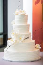 Simple white wedding cake with flowers. 30 Delicate White Wedding Cakes Deer Pearl Flowers