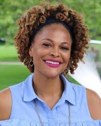 Mara Davis's Instagram, Twitter & Facebook