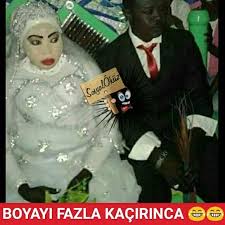 Kizin Ellerine Bakin Gulunc Resimler Komik Seyler Komik