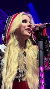 Avril Lavigne Complicated Performance in Camden, NJ 2024