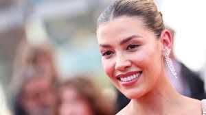 Esos son chilaquiles verdes? La receta fit de desayuno de Michelle Salas  desata tragedia nacional en redes