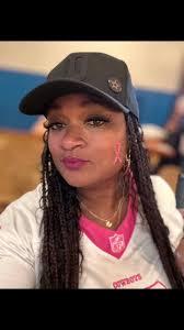 Tenisha Rogers's Instagram, Twitter & Facebook