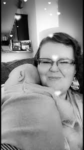 Hollie Stevens (@holliehoooo)