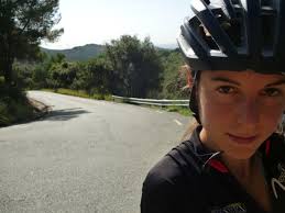 Meet anna kiesenhofer, a mathematics lecturer who shocked cycling superstars to win gold medal at tokyo olympics from time to time there is an unexpected story at the olympics, which is a rank outsider against all. Unglaubliche 45 Minuten Vorsprung Auf Favoritin Mistelbach
