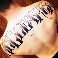 50 Last Name Tattoos For Men Honorable Ink Ideas In 2020 Last Name Tattoos Name Tattoos Names Tattoos For Men
