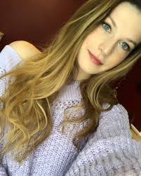 Shelly Hagan's Instagram, Twitter & Facebook