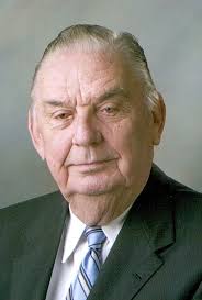 A Lee Hanbury Obituary