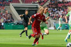 Štatistiky (zápasy, góly, karty) a história okrem stránok s profilmi hráčov (napr. Die Bayern Spielerinnen In Der Saisonbilanz Miasanrot De