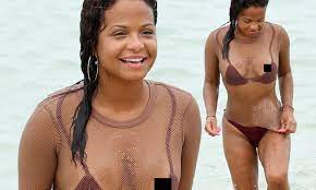 Christina Milian suffers wardrobe malfunction | Daily Mail Online