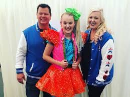 A look at if there is a beef between jojo siwa and dababy after the rapper dissed her in his latest song. Jojo Siwa Is A Famous American Youtuber Dancer And Singer Actress