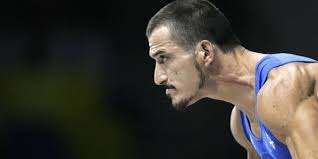 2004 , fantasy, action, comedy. Pyrros Dhmas O Xrysos Olympionikhs Poy Pikra8hke Sthn Politikh Politikh Iefimerida Gr