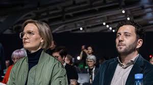"Kein Parteitag mit anderen Möbeln": So arbeiten die Grünen an ihrem Image