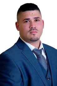 Juan Titus's Instagram, Twitter & Facebook