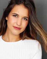 Abigail Parr's Instagram, Twitter & Facebook