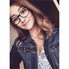 Leslie Blain (@leslieblain)