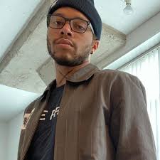 DiSheona M and Thomas M's Wedding Website