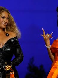 Thai ladyboy pulsates with excitement. The Latest Megan Thee Stallion Wins Best Best Rap Grammy Wlos