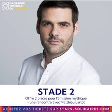 Merci à Éric Chauvin pour ce cours d'art floral privé ! 🌸🌺🌷 . On appelle Eric  Chauvin Le Fleuriste de la Haute Couture. Depuis 20 ans il est plébiscité  pour ses bouquets