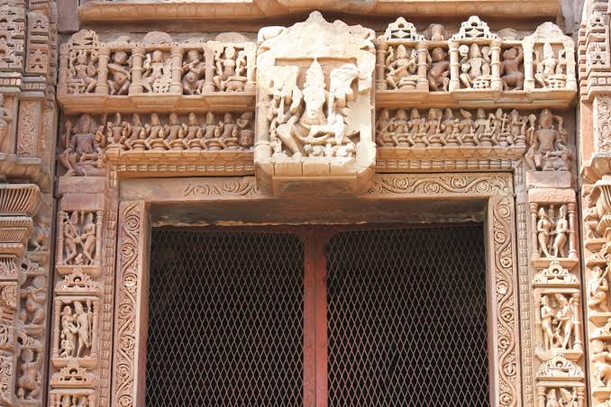 Barua Sagar – Pratihara Lineage of Bundelkhand | Puratattva