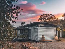 No matter what you intend to do in hunter valley, a cabin is the perfect home base for all your upcoming adventures. Howes Valley Hideaway Luxury Cottage Accommodation Hunter Valley