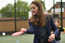 Kate middleton, her royal highness the duchess of cambridge, married britain's prince william in 2011 at westminster abbey. See Kate Middleton S Polka Dot Outfit As She Prince William Celebrate Mental Health Awareness Week