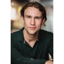 Robin Savage Headshots (@robin_savage_headshots) • Instagram photos and  videos