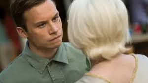 T-shirt Tallia Slim porté par Mark Liston (Andy Favreau) vu dans Animal  Kingdom (S06E04)