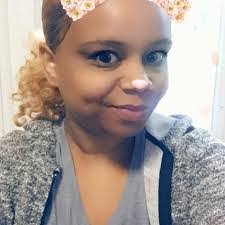 Sherry Yow's Instagram, Twitter & Facebook