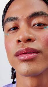 Angel Beam's Instagram, Twitter & Facebook