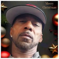 Merry Christmas Rizz fam Wishing you all tidings of comfort, joy &  blessings 🎄 Enjoy a wonderful day of giving. Spend time with loved ones  🫶🏾🙏🏾 Happy Holidays Ralph ❤️