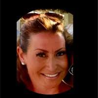 Gina Stein's Instagram, Twitter & Facebook