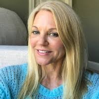 Kathy Eisenhauer's Instagram, Twitter & Facebook