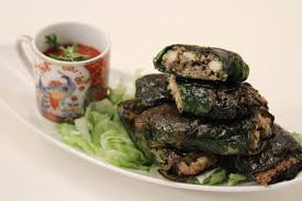 How To Make Patra Wrapped Paneer Recipe By Masterchef Sanjeev Kapoor Recipe Paneer Paneer Recipes Recipes