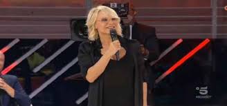 Tancredi canta il suo inedito leggi dell'universo davanti a gerry scotti! Amici 2021 Ed 20 Anticipazioni Puntata Oggi 7 Maggio Ultime Prove Per Tancredi E