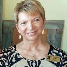 Sandra Stoud Realtor w/Cross Creek Realty