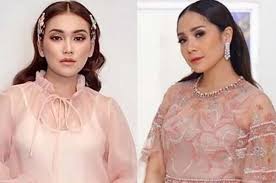 Jun 17, 2021 · sebab, istrinya itu ingin menonton film horor the conjuring 3 yang baru dirilis. Ayu Ting Ting S Stronghold Is Over The Wind The Original Price Of Nagita Slavina S Necklace Appears To Be Below 8 Billion Rupees Raffi S Answer Suddenly Closes The Mouths Of Internet Users