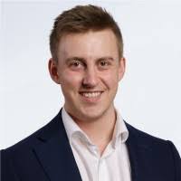 900+ "Footman" profiles